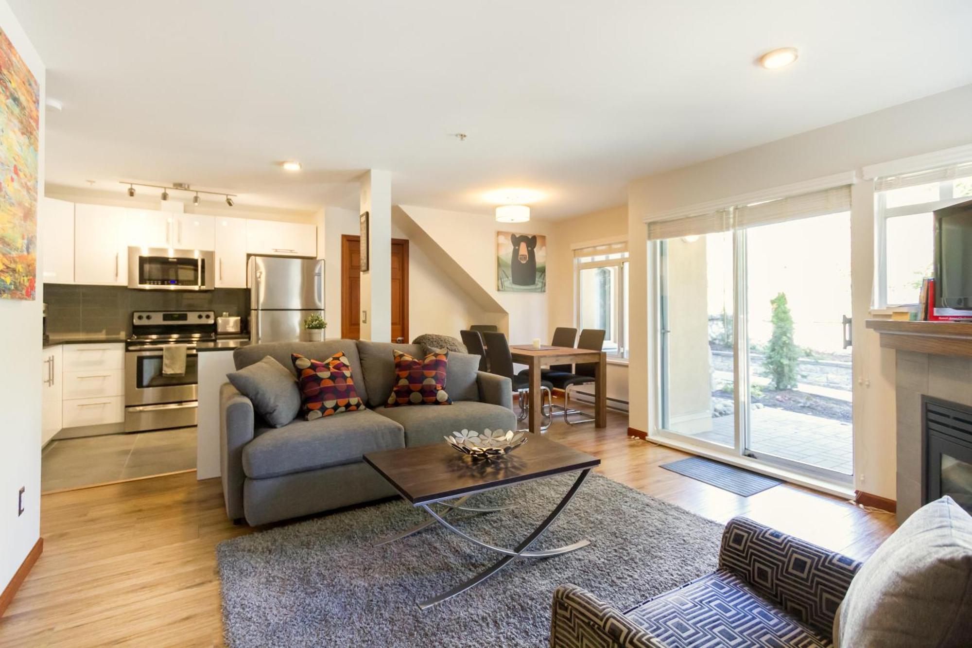 63 Lagoons * Whistler
